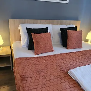 Apartament Green, Bucureşti